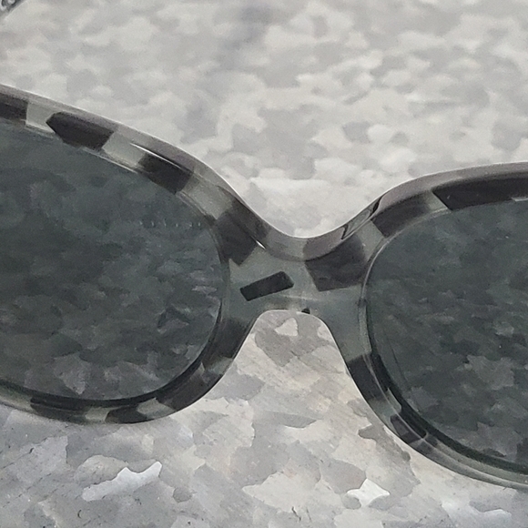 ⭐️40% Off⭐️ D&G Dolce & Gabbana Gray Camouflage Sunglasses main image 12